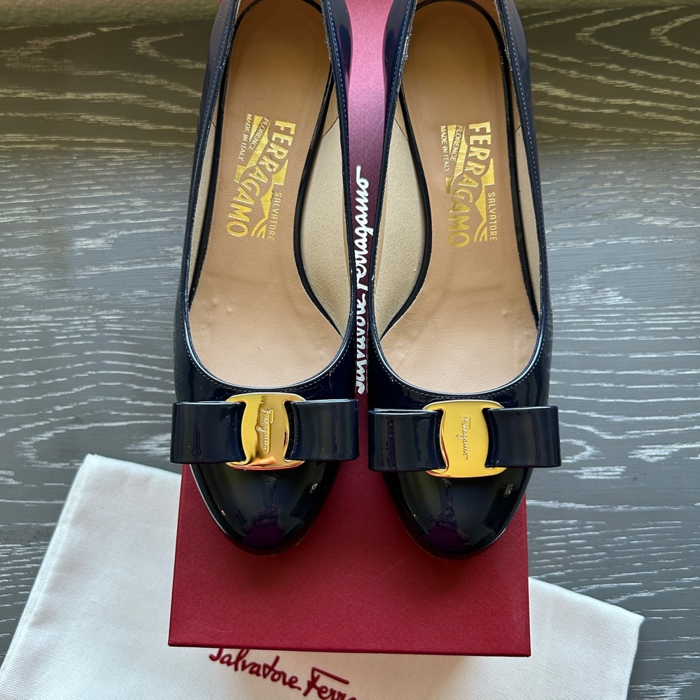 Salvatore Ferragamo Vara Flats - Navy Patent with Gold Buckle